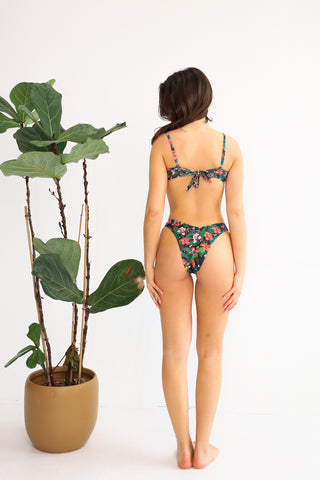 Cueca Corte em V - Toucan